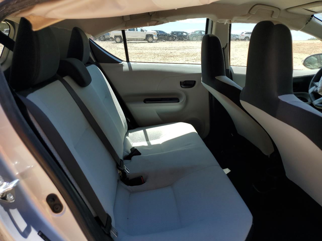 2014 Toyota Prius C VIN: JTDKDTB36E1574139 Lot: 64427165
