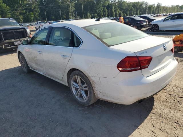 Седаны VOLKSWAGEN PASSAT 2014 Белы