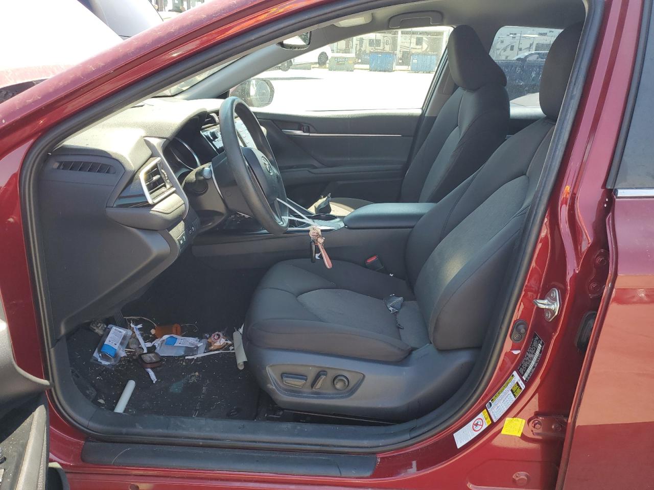 2018 Toyota Camry L VIN: 4T1B11HK7JU633215 Lot: 63280305