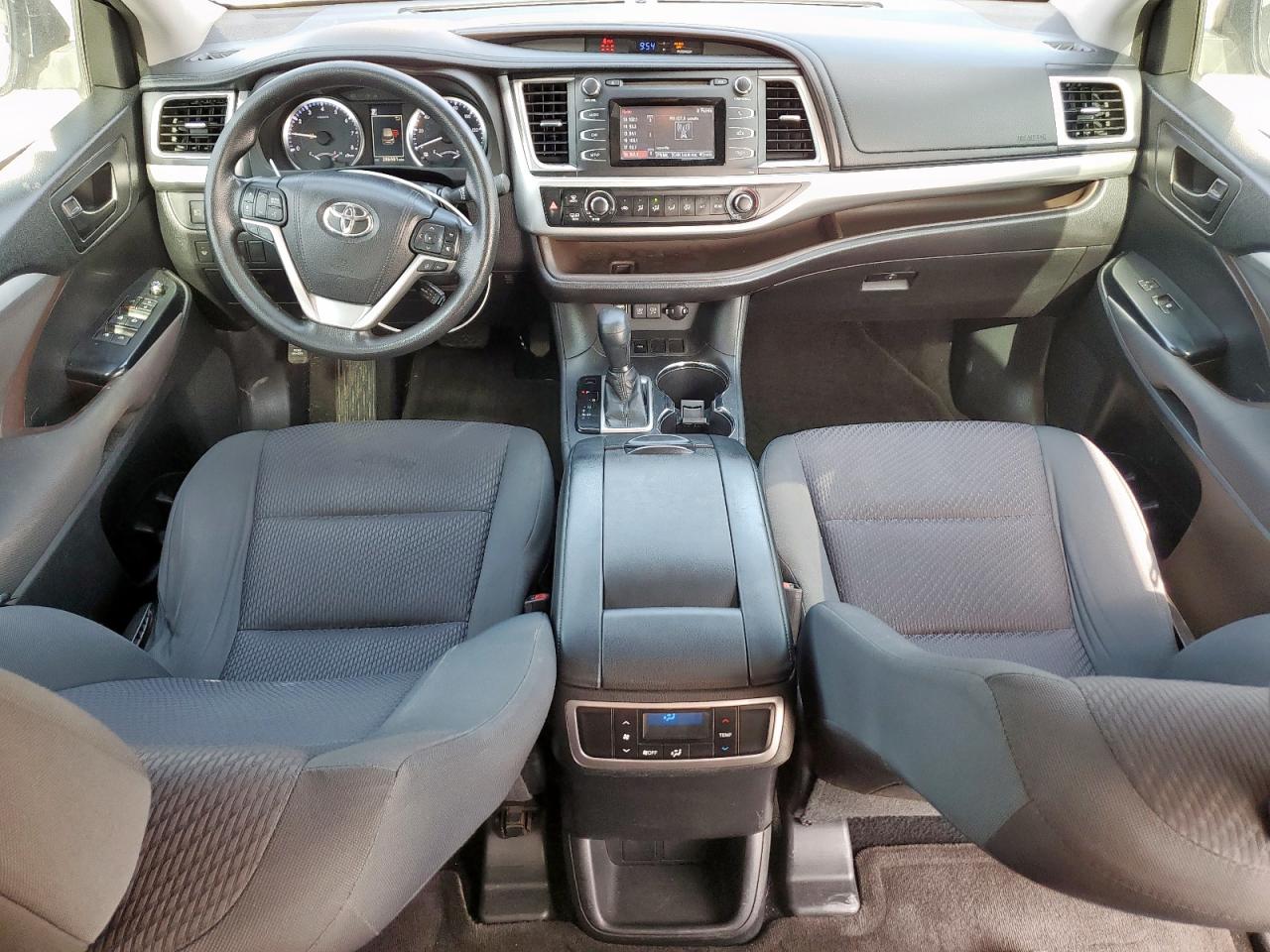 2017 Toyota Highlander Le VIN: 5TDZARFH5HS028861 Lot: 64402855
