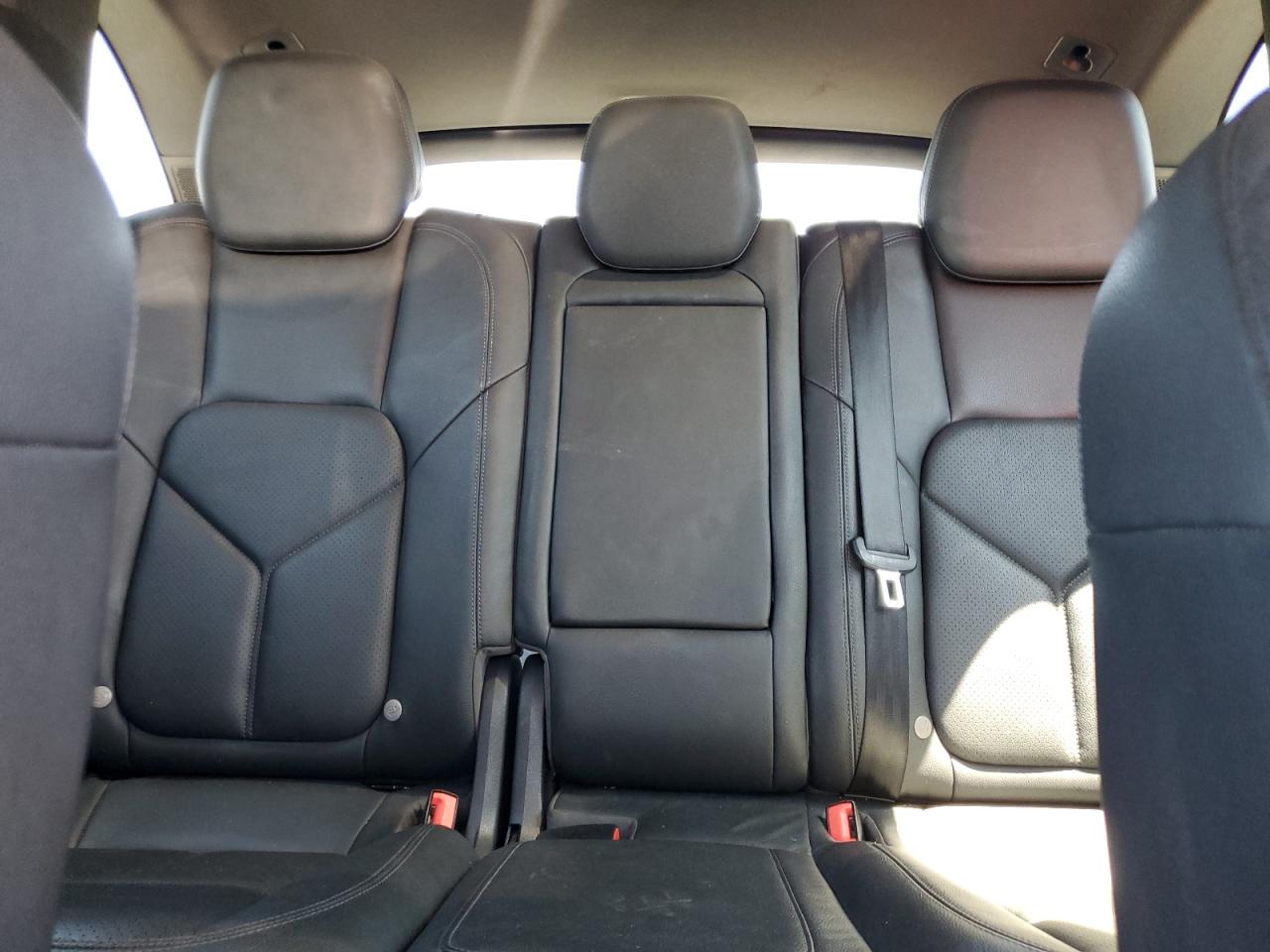 2013 Porsche Cayenne S Hybrid VIN: WP1AE2A26DLA16109 Lot: 66380225