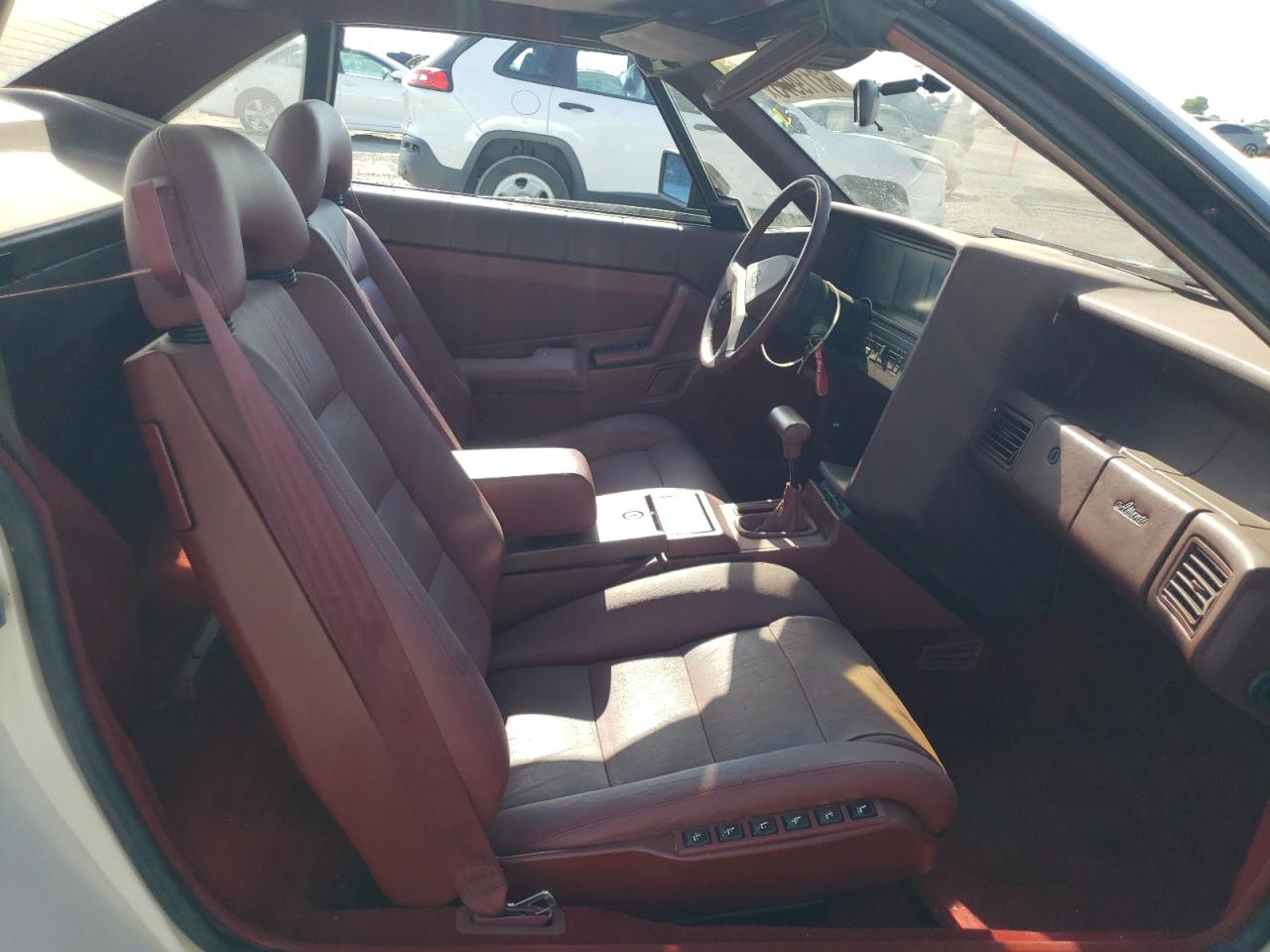 1989 Cadillac Allante VIN: 1G6VR3184KU103180 Lot: 63119975