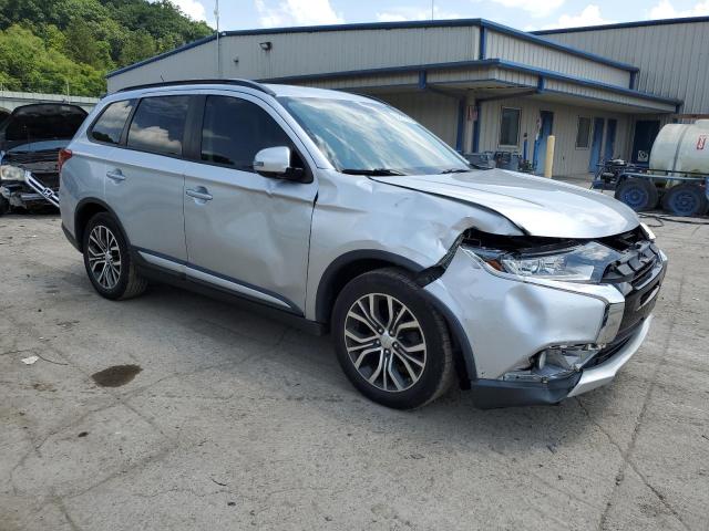  MITSUBISHI OUTLANDER 2016 Серебристый