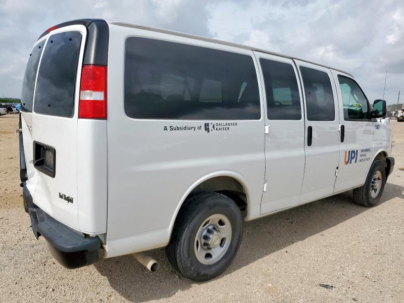  CHEVROLET EXPRESS 2021 Белы