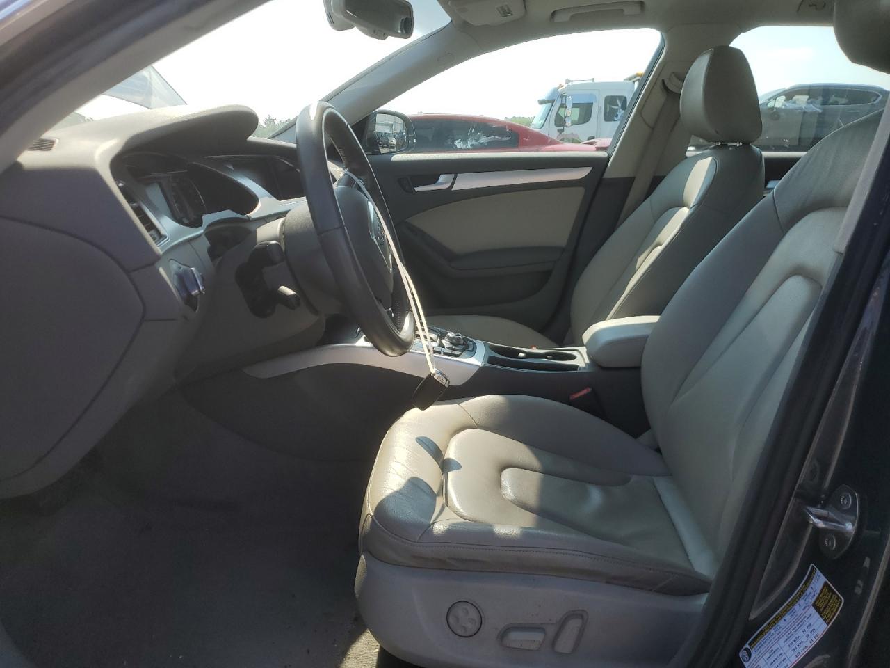 2011 Audi A4 Premium Plus VIN: WAUWFAFL3BA018017 Lot: 62813865