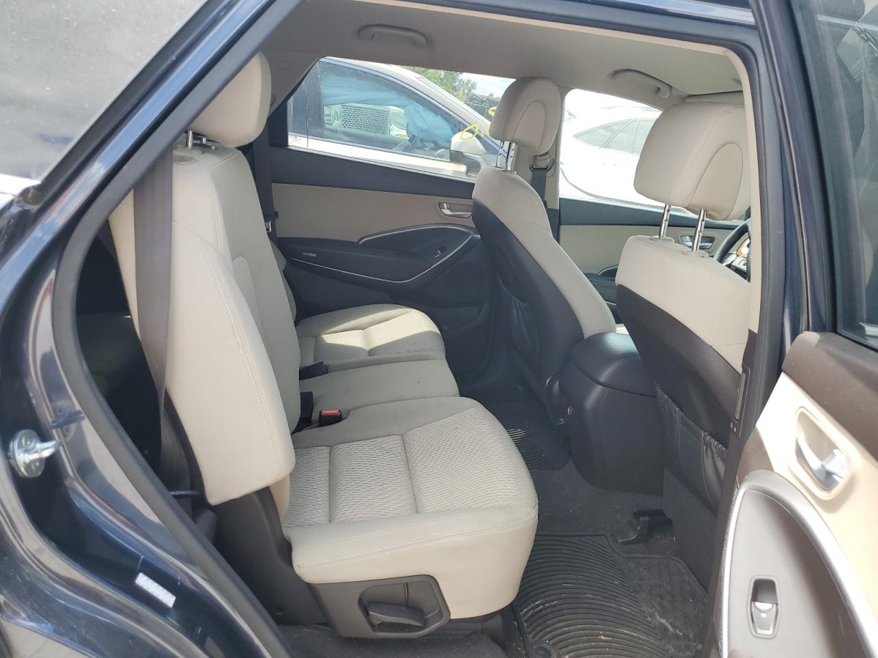 2016 Hyundai Santa Fe Se VIN: KM8SMDHF7GU153504 Lot: 64746435