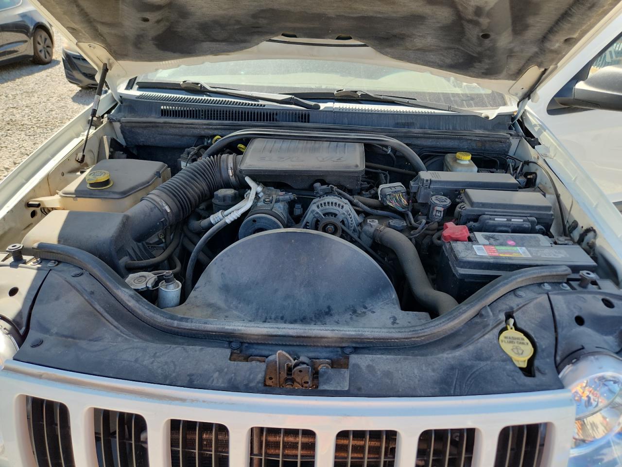 2005 Jeep Grand Cherokee Laredo VIN: 1J4GR48K05C581016 Lot: 67260725