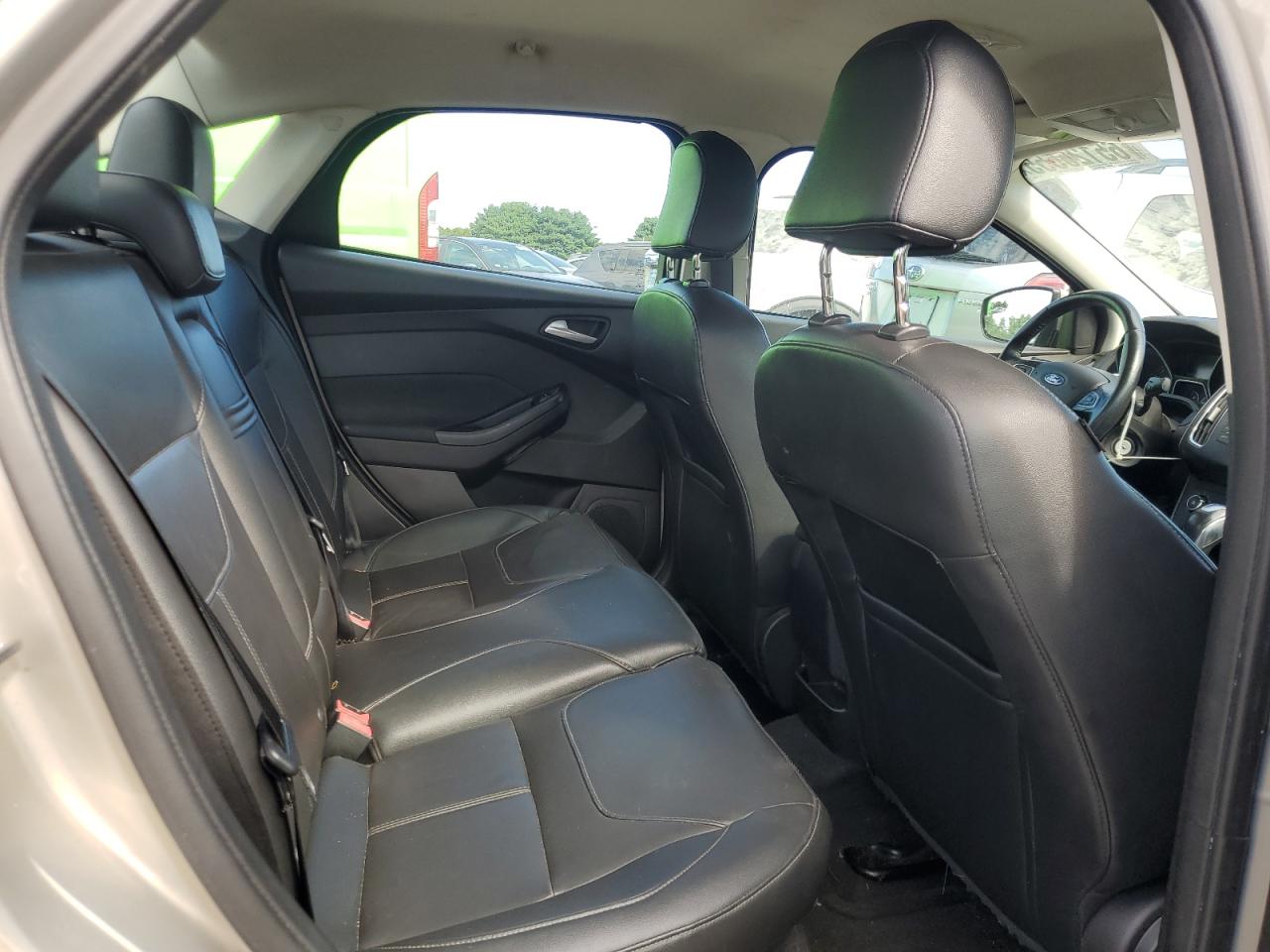 2015 Ford Focus Se VIN: 1FADP3F22FL283411 Lot: 65126655