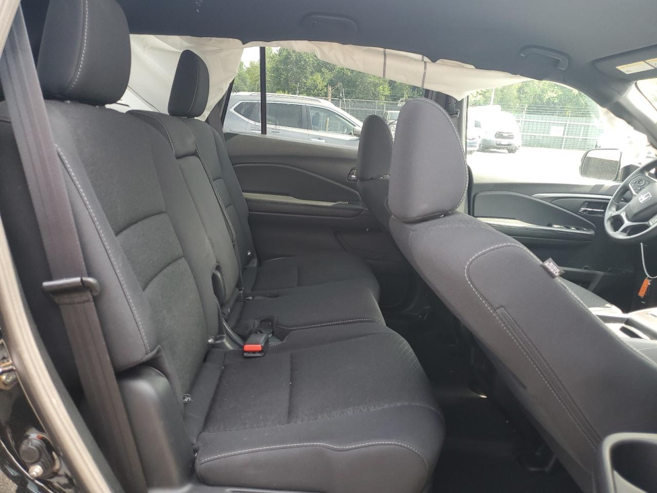 2019 Honda Passport Sport VIN: 5FNYF8H27KB015069 Lot: 64248125