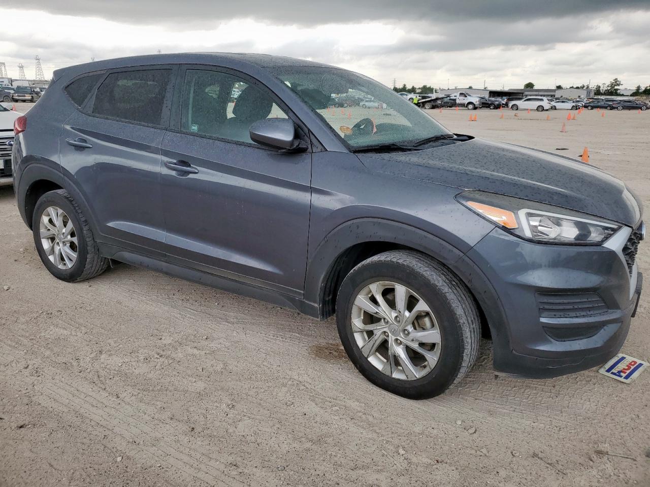 km8j23a49ku069732 KM8J23A49KU069732 2019 Hyundai Tucson Se