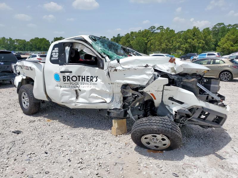  NISSAN FRONTIER 2022 Biały
