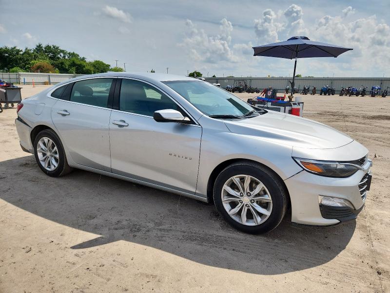  CHEVROLET MALIBU 2022 Silver