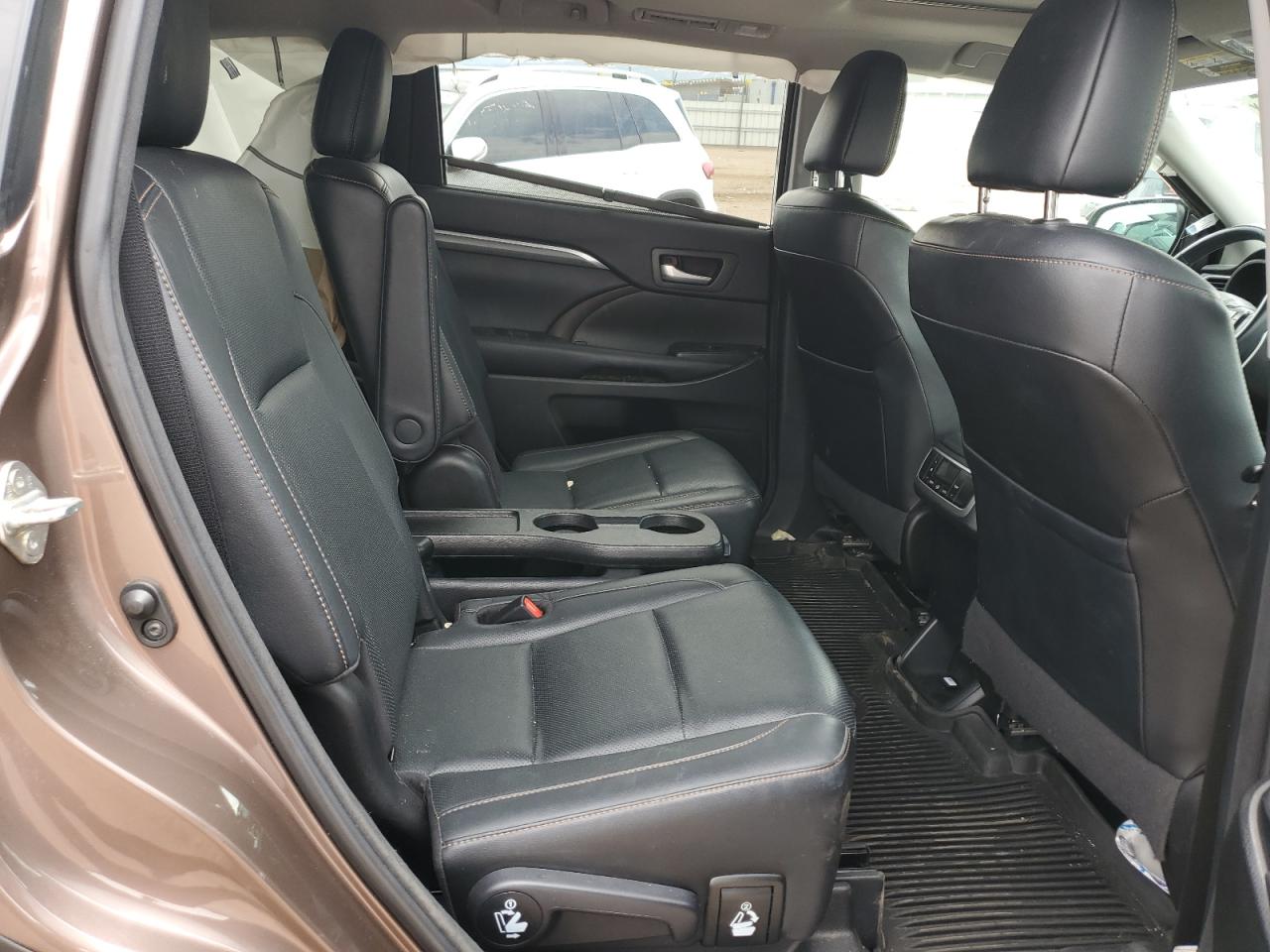 2018 Toyota Highlander Limited VIN: 5TDDZRFH6JS845300 Lot: 65357415