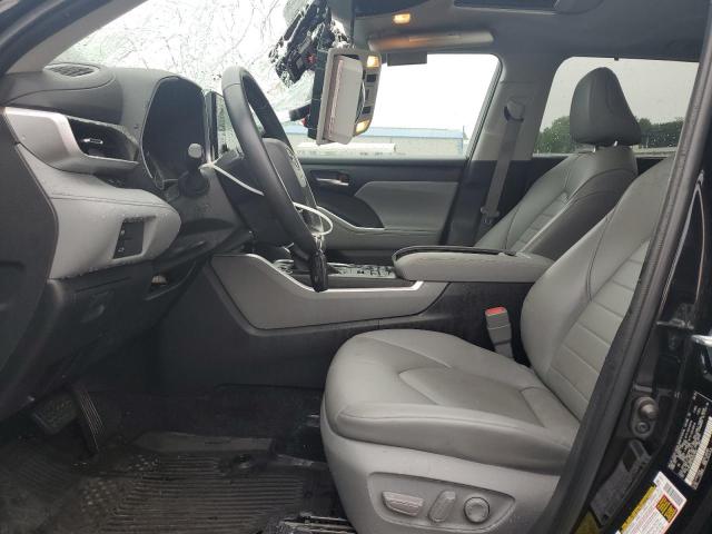  TOYOTA HIGHLANDER 2022 Czarny