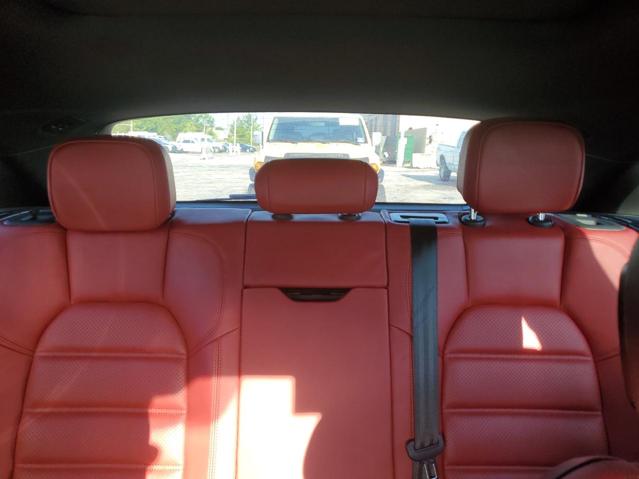 2018 Porsche Macan S VIN: WP1AB2A56JLB33803 Lot: 64833655