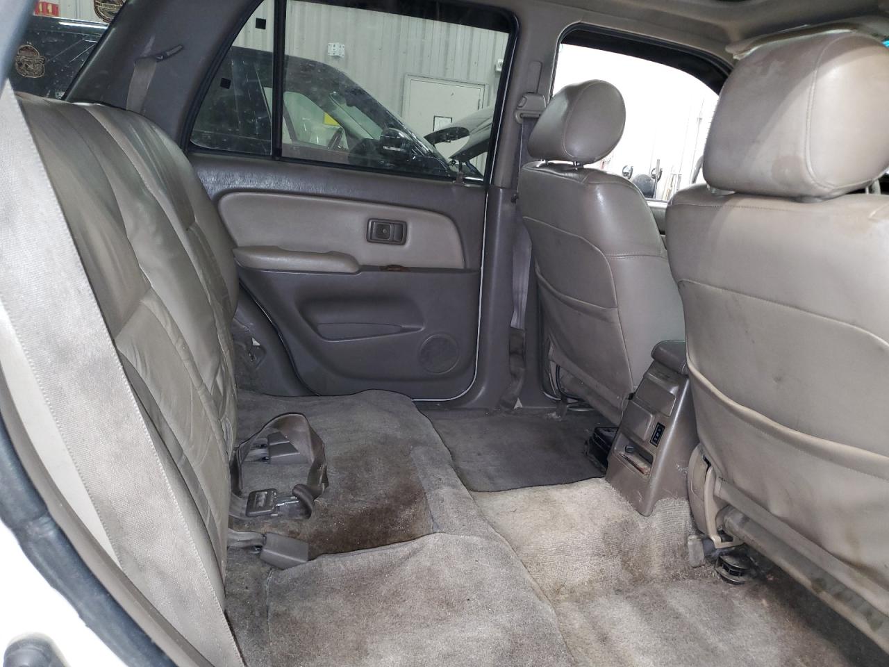 1998 Toyota 4Runner Limited VIN: JT3HN87R2W9007449 Lot: 63662135