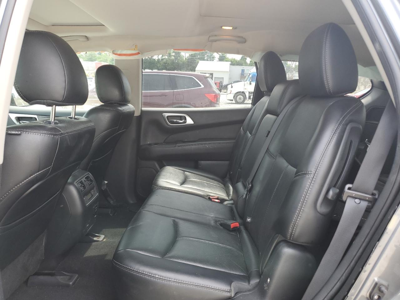 2015 Nissan Pathfinder S VIN: 5N1AR2MM7FC668609 Lot: 64177825