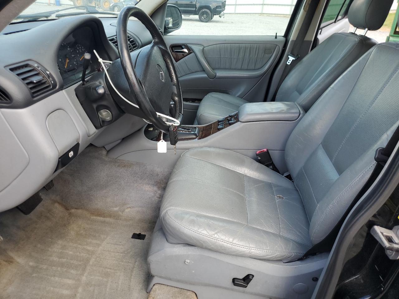 2000 Mercedes-Benz Ml 320 VIN: 4JGAB54E5YA195189 Lot: 66777365