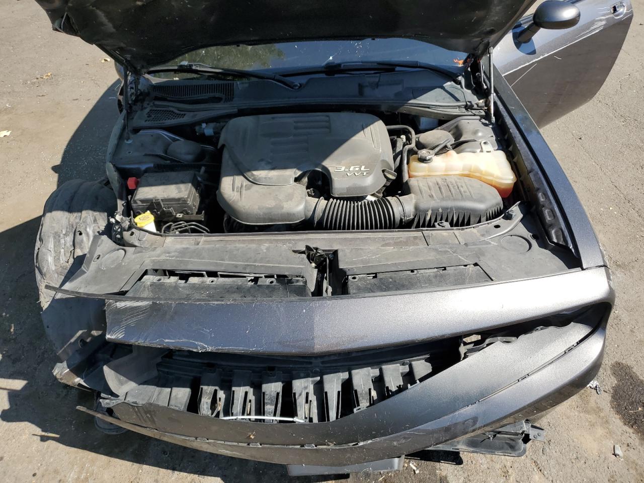 2018 Dodge Challenger Sxt VIN: 2C3CDZAG4JH199749 Lot: 65202565