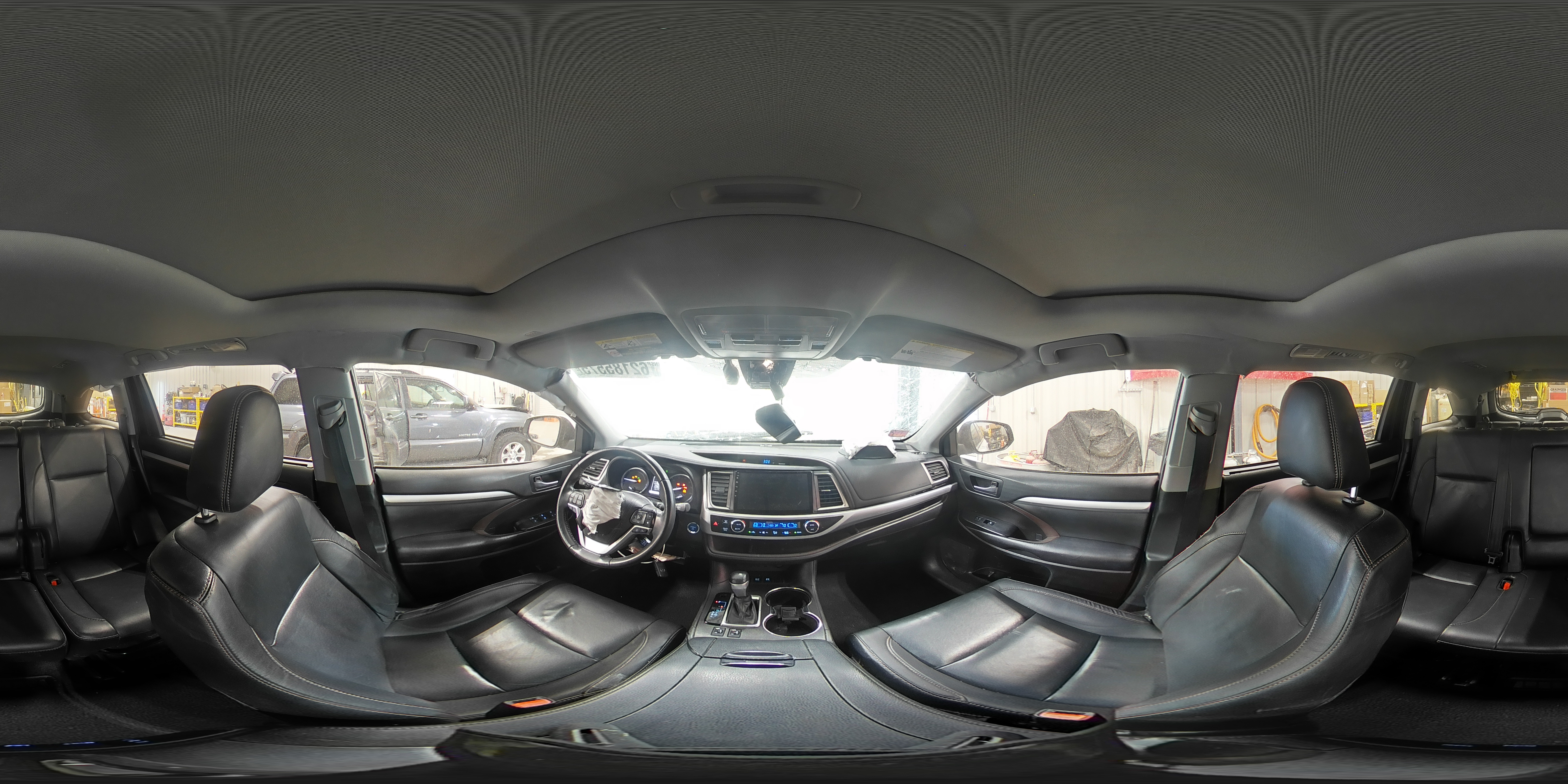 2019 Toyota Highlander Hybrid VIN: 5TDJGRFH6KS052640 Lot: 62185575