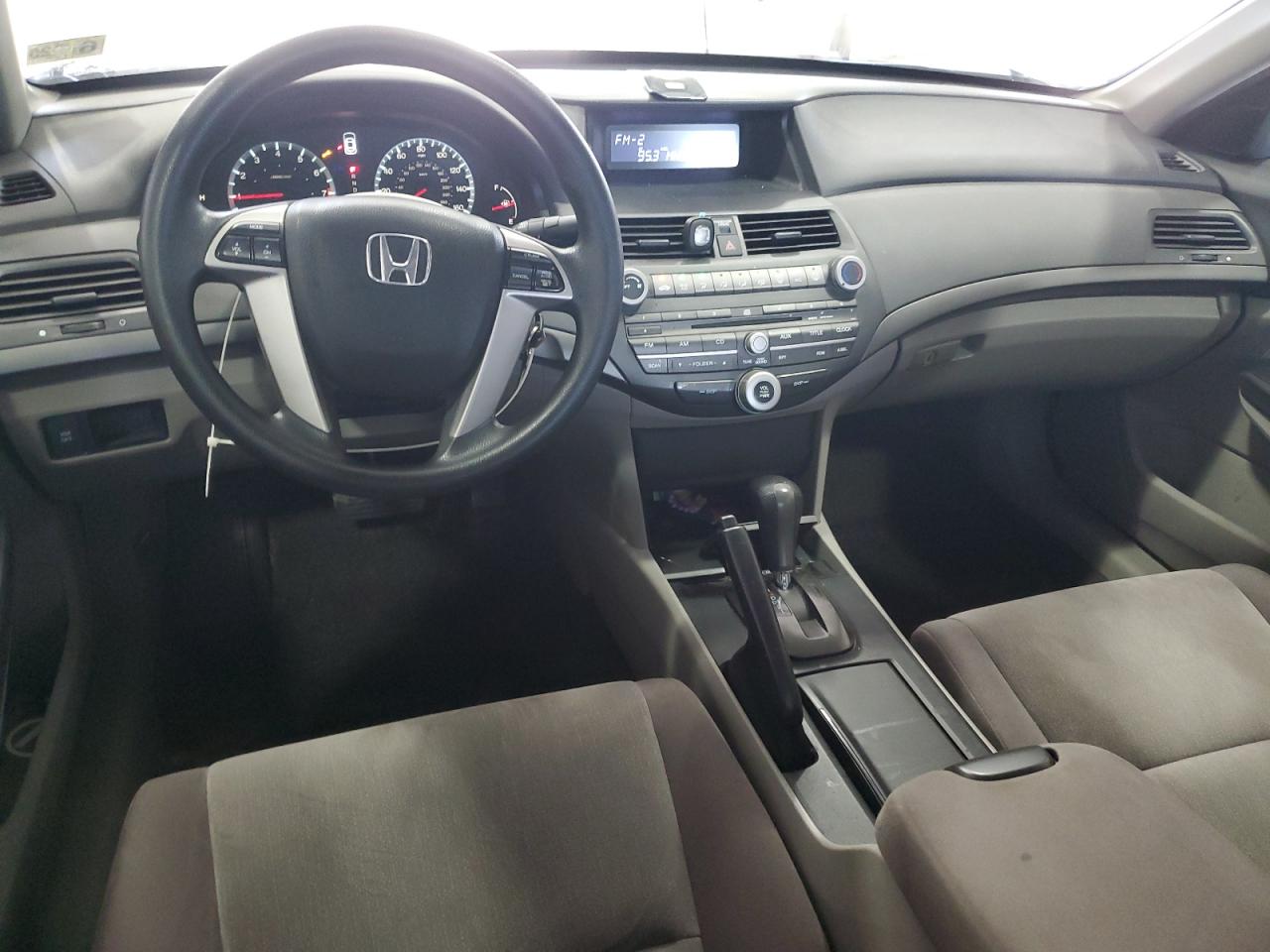 2010 Honda Accord Lxp VIN: 1HGCP2F42AA119812 Lot: 65366605
