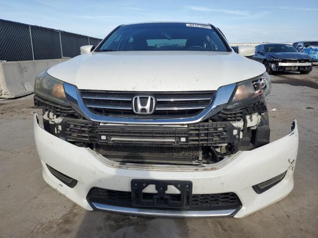  HONDA ACCORD 2015 Белы