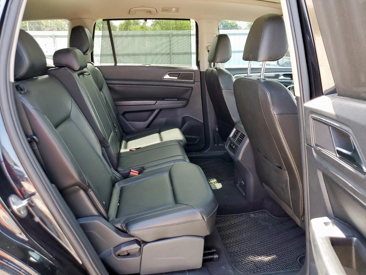 2018 Volkswagen Atlas Sel VIN: 1V2SR2CA8JC575962 Lot: 64442785