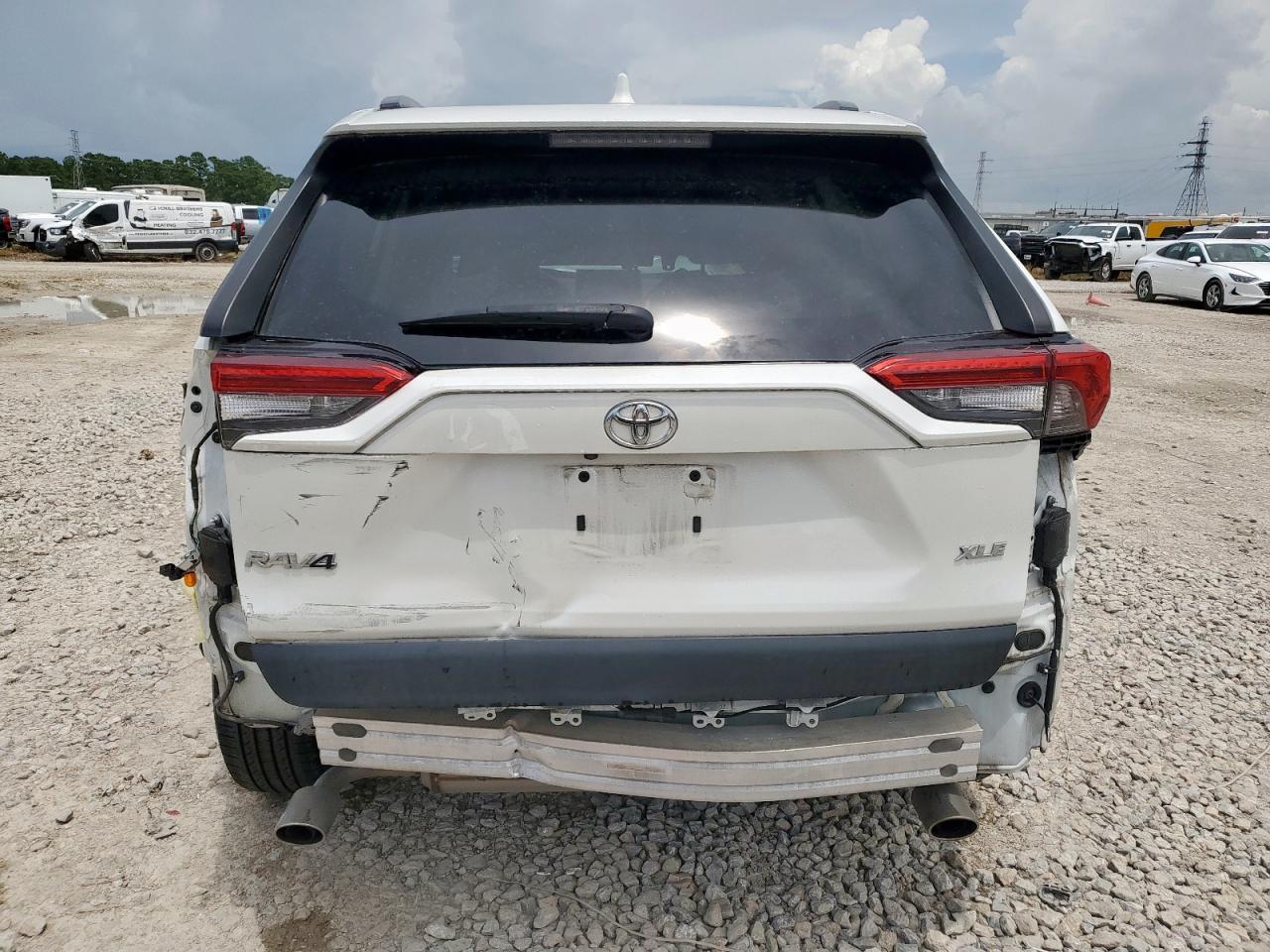 2021 Toyota Rav4 Xle Premium VIN: 2T3C1RFV7MW140288 Lot: 64054665