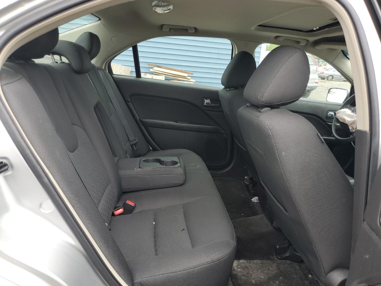 2011 Ford Fusion Se VIN: 3FAHP0HA9BR136549 Lot: 64437915