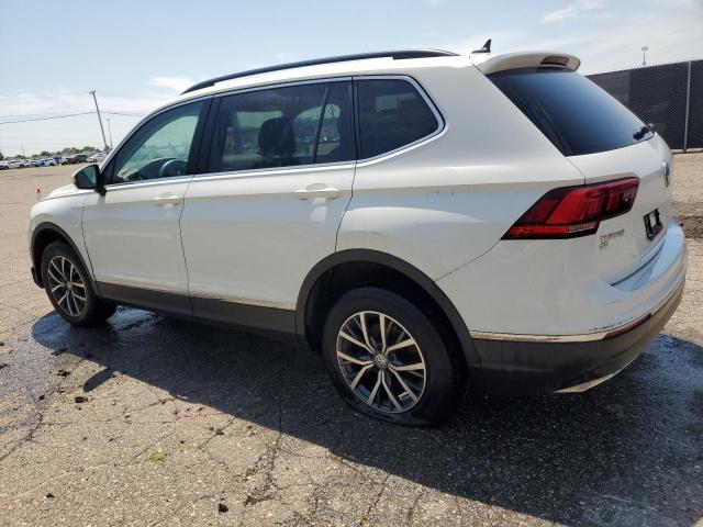  VOLKSWAGEN TIGUAN 2018 Белы