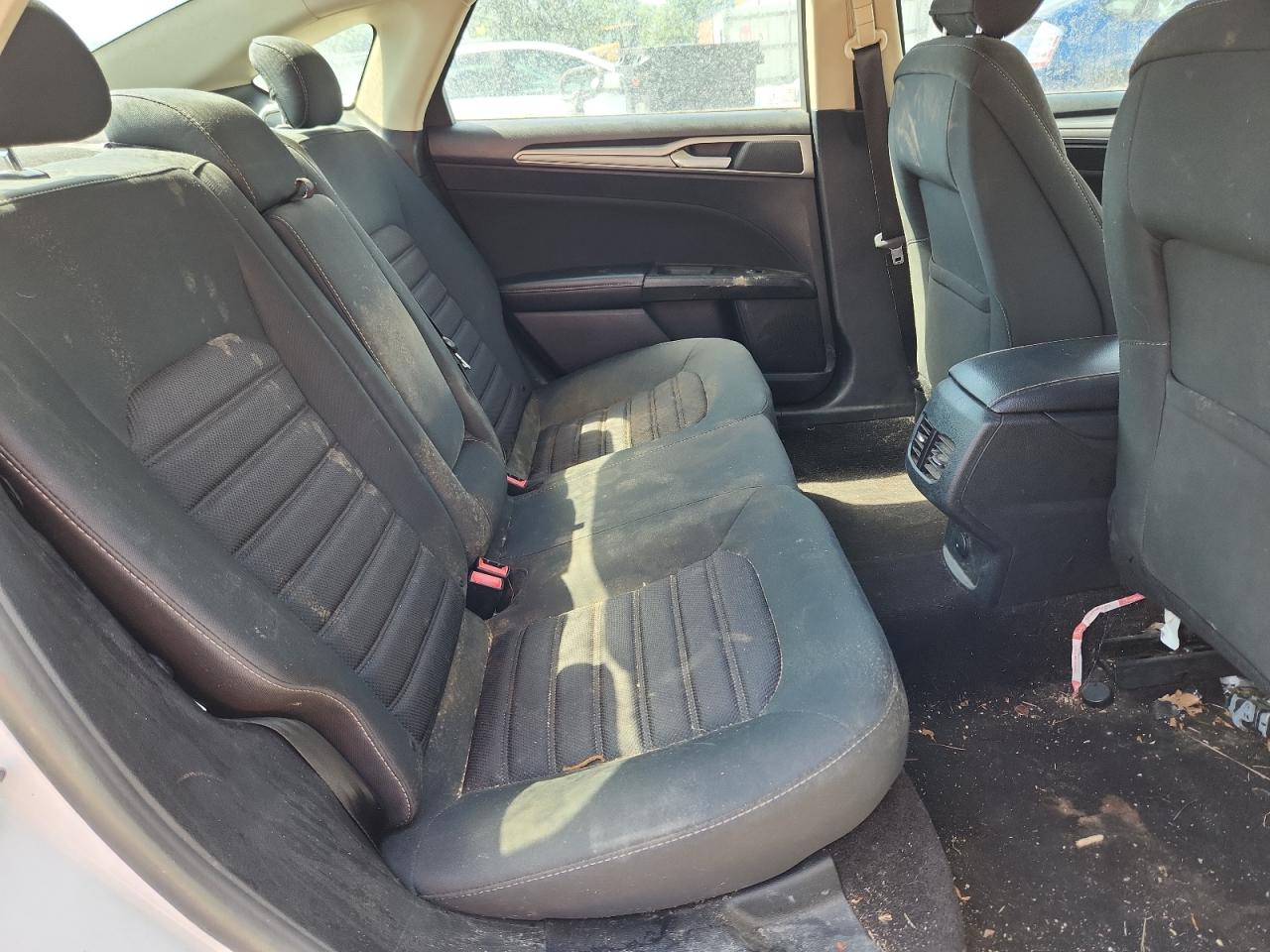 2019 Ford Fusion Se VIN: 3FA6P0LU7KR105776 Lot: 65279205