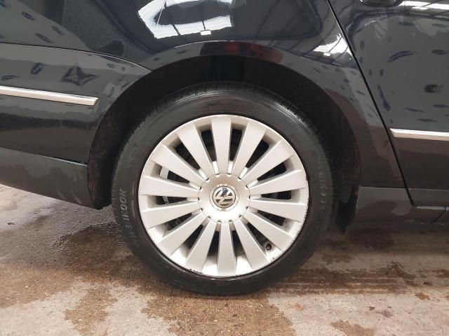 2009 VOLKSWAGEN PASSAT H-L