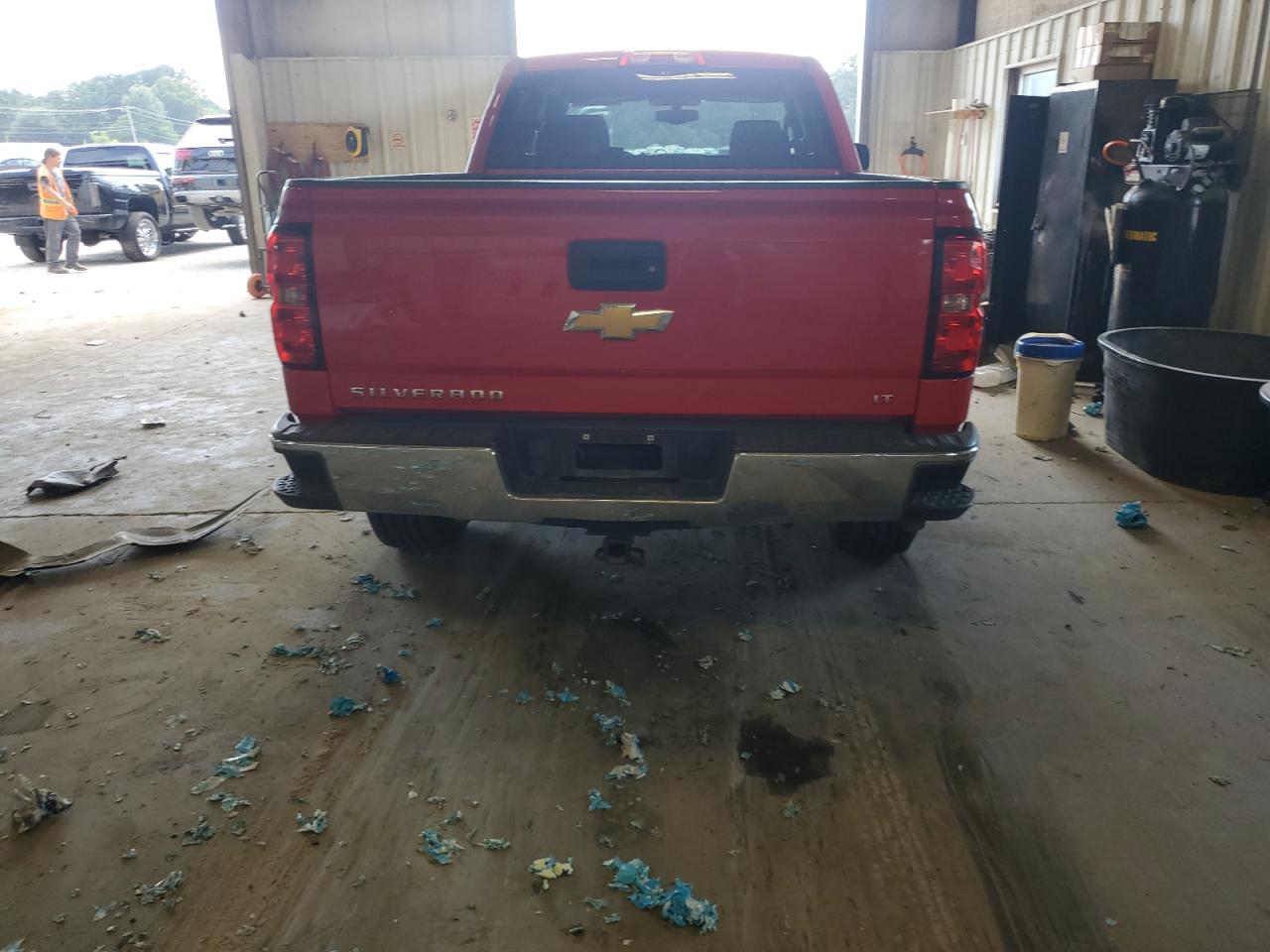 2018 Chevrolet Silverado C1500 Lt VIN: 1GCRCREC4JZ156139 Lot: 65228475