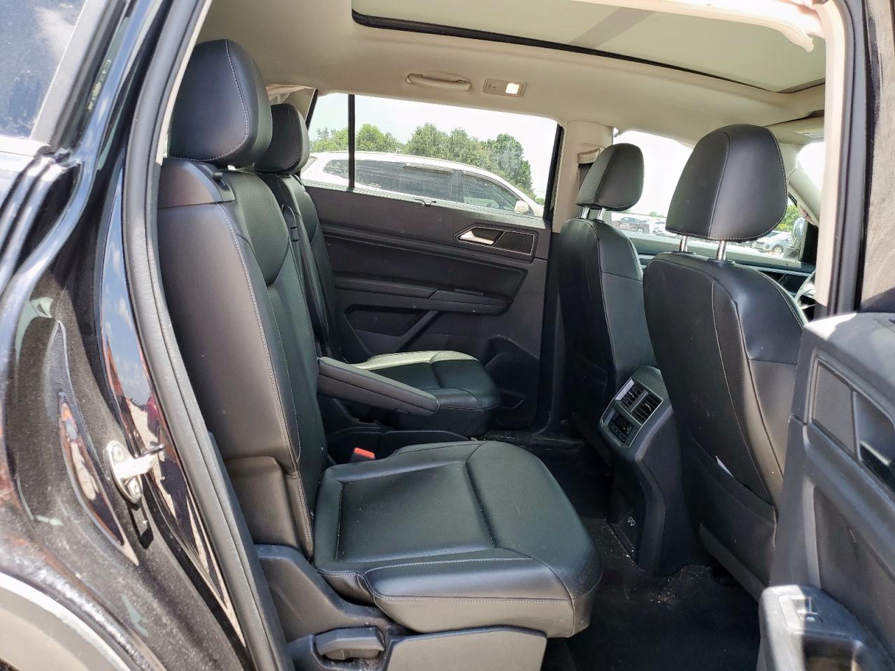 2019 Volkswagen Atlas Sel VIN: 1V2ER2CA3KC598788 Lot: 64091345