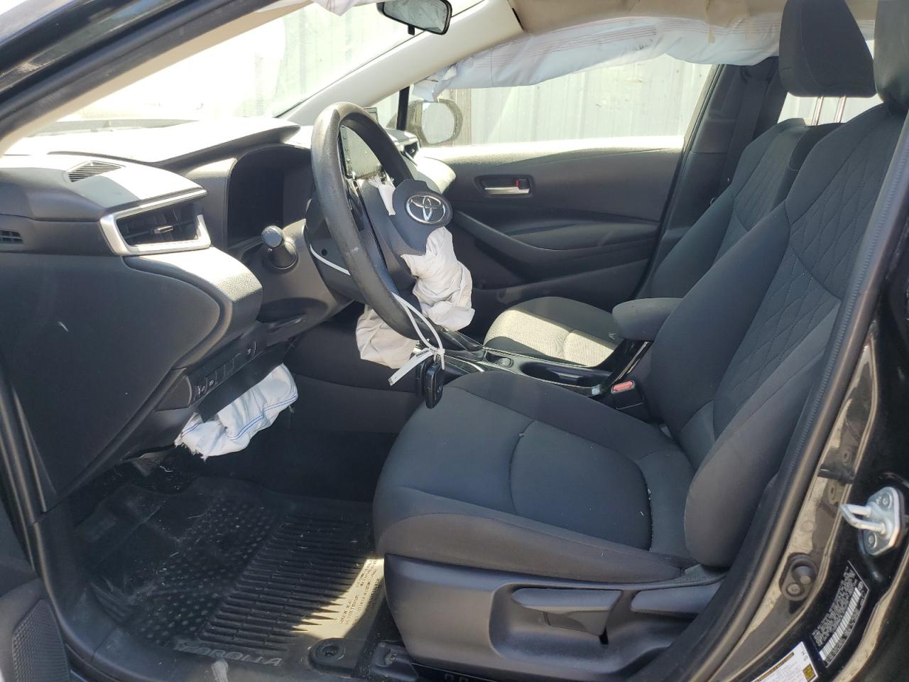 2020 Toyota Corolla Le VIN: JTDEBRBE3LJ015975 Lot: 65556695