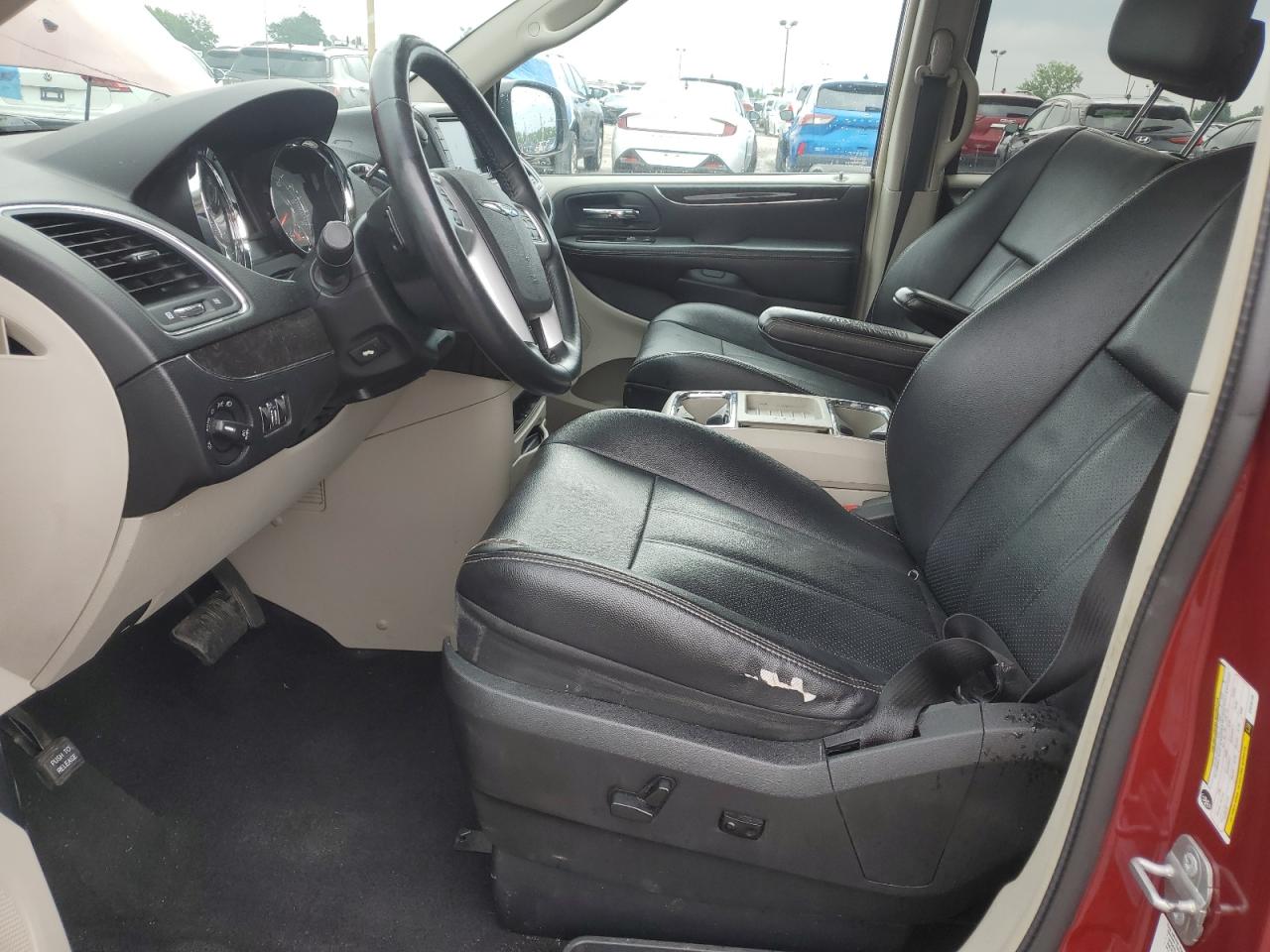 2014 Chrysler Town & Country Touring L VIN: 2C4RC1CG7ER426195 Lot: 64785975
