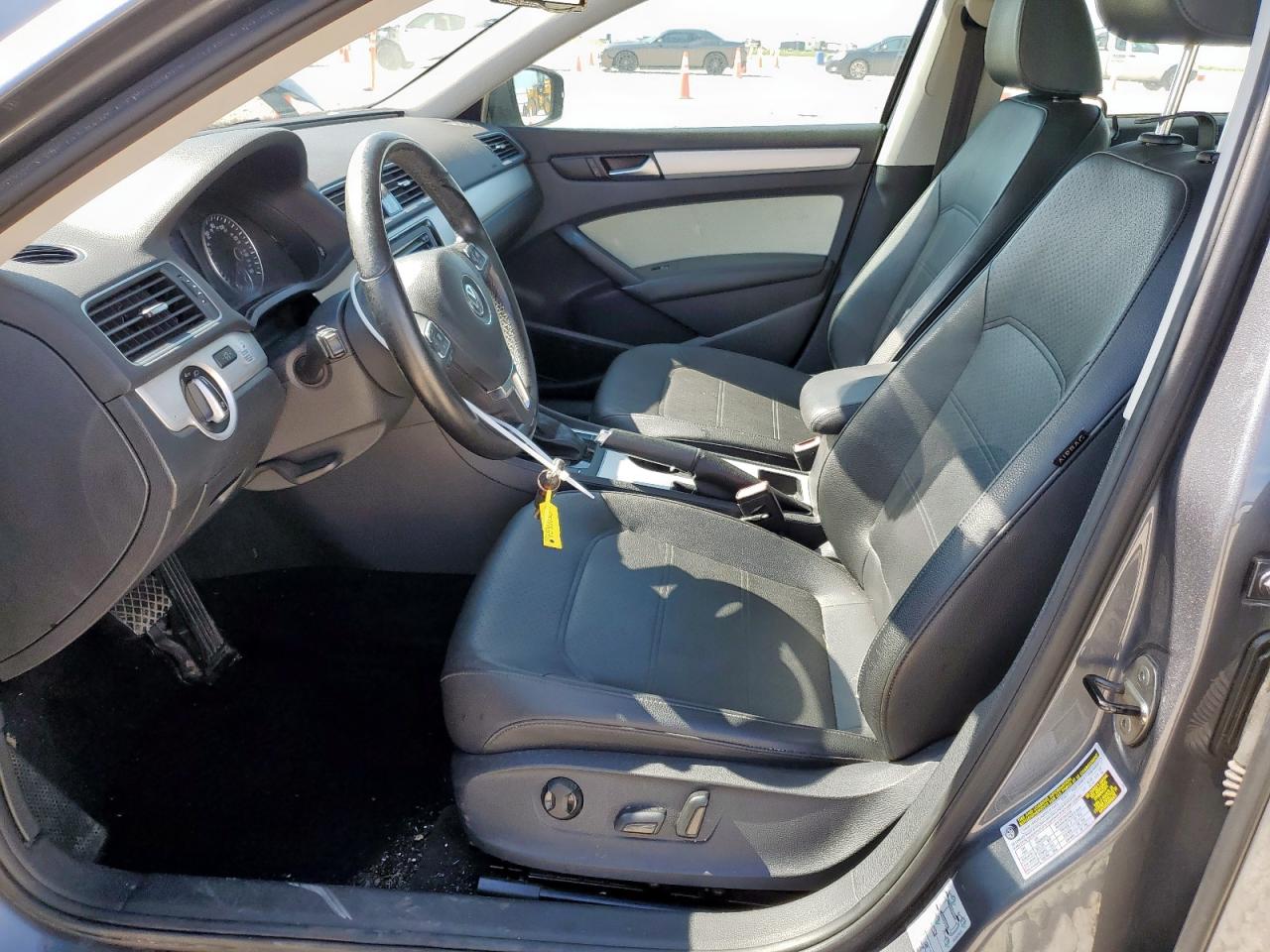 2013 Volkswagen Passat Se VIN: 1VWBN7A35DC144057 Lot: 64245255