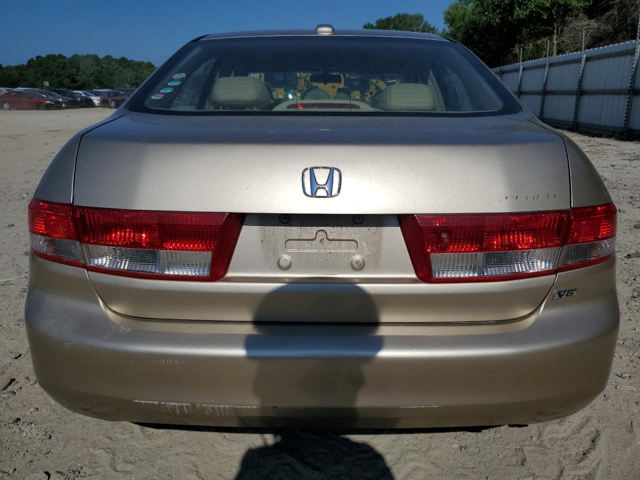 2004 Honda Accord Ex VIN: 1HGCM66504A001352 Lot: 62939685
