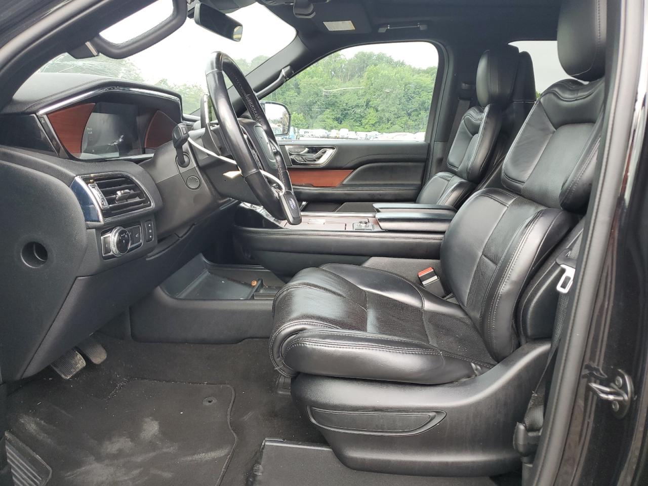 2021 Lincoln Navigator Reserve VIN: 5LMJJ2LT0MEL00965 Lot: 64056135