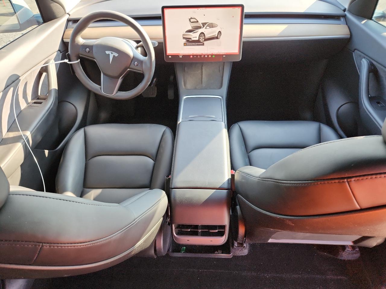 2022 Tesla Model Y VIN: 7SAYGDEE8NA010312 Lot: 62722055