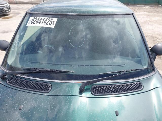 2004 MINI MINI ONE