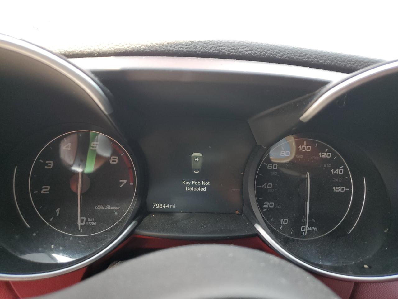zarfaebnxj7592244 ZARFAEBNXJ7592244 2018 Alfa Romeo Giulia