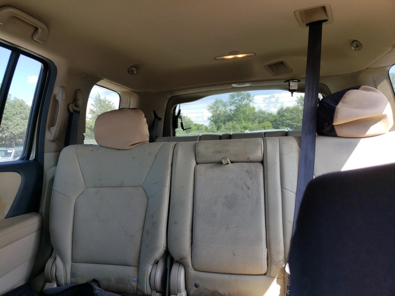 2011 Honda Pilot Lx VIN: 5FNYF4H25BB053747 Lot: 64878495