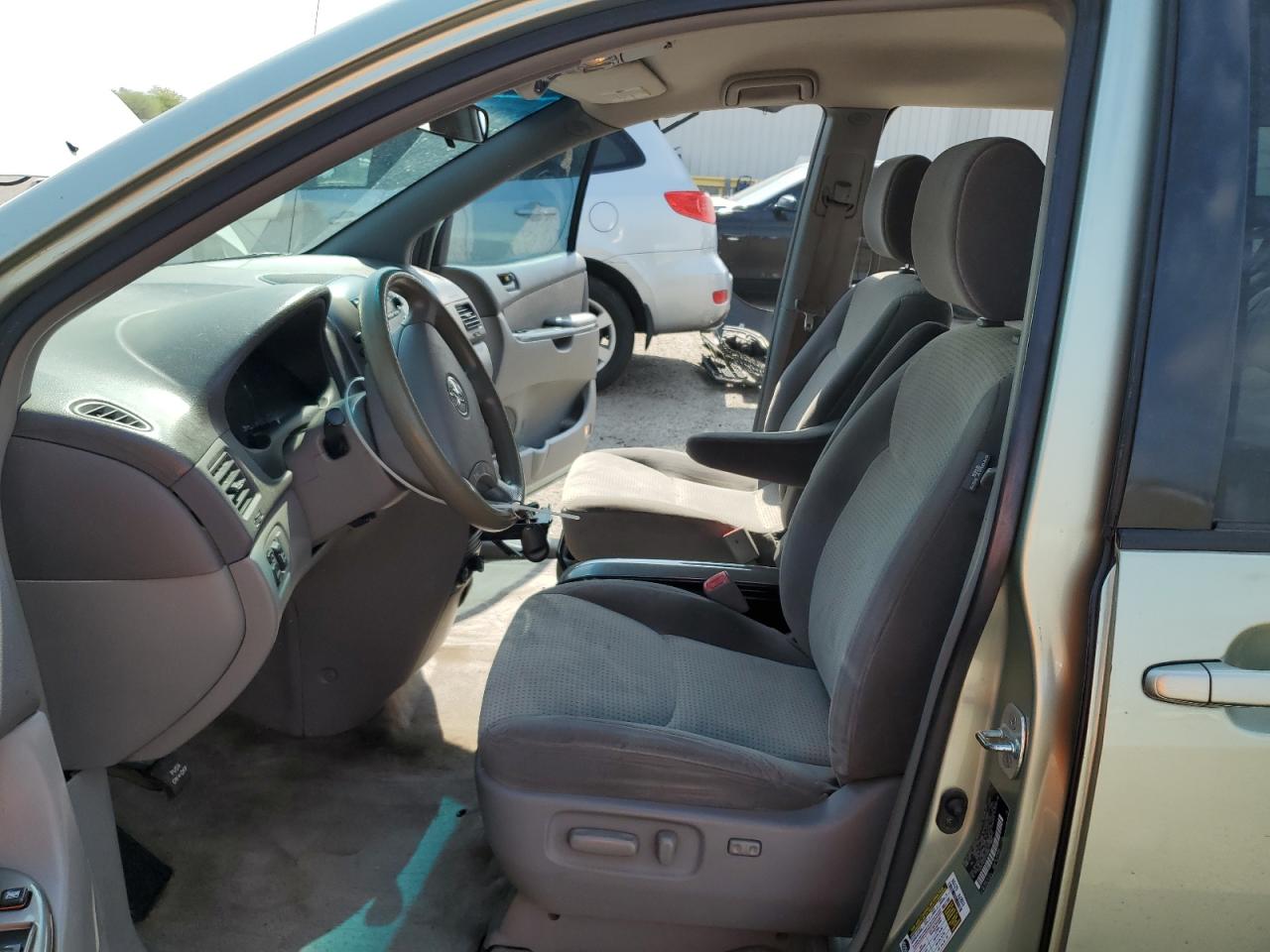 2009 Toyota Sienna Ce VIN: 5TDZK23C49S232338 Lot: 64897155