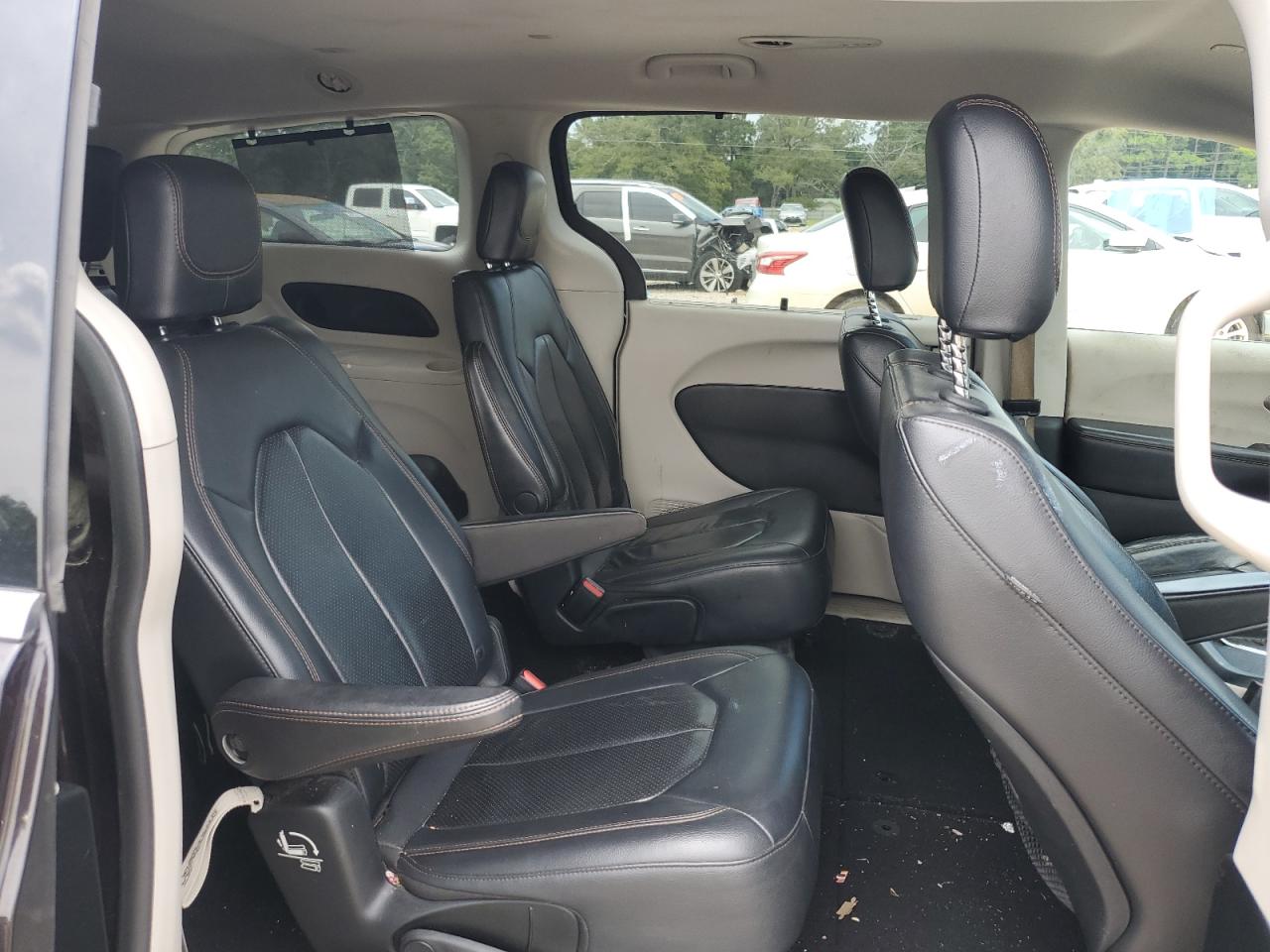 2018 Chrysler Pacifica Touring L VIN: 2C4RC1BG6JR114851 Lot: 64859895
