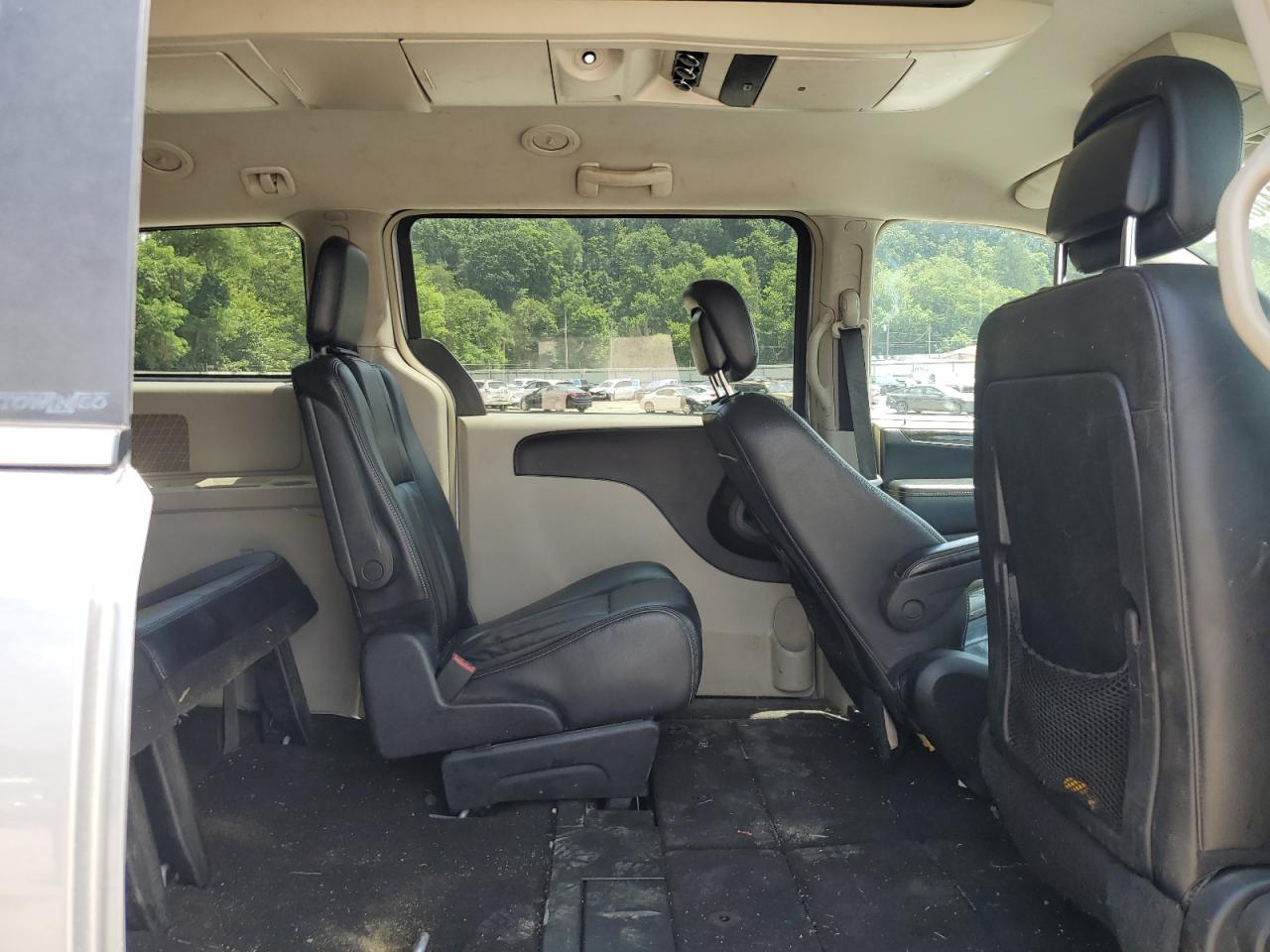 2014 Chrysler Town & Country Touring VIN: 2C4RC1BG8ER144102 Lot: 64487145