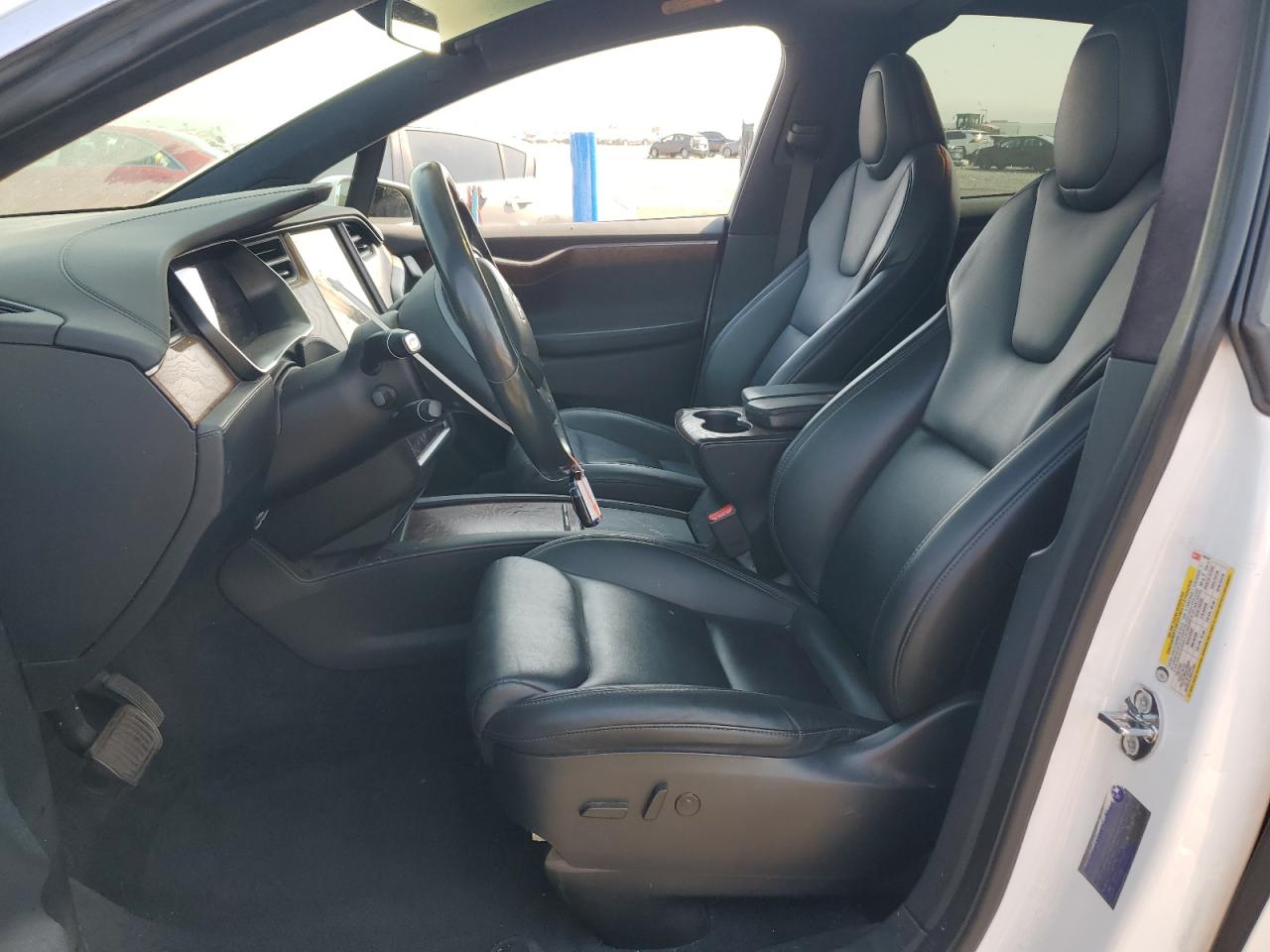 2020 Tesla Model X VIN: 5YJXCDE20LF268401 Lot: 64999615