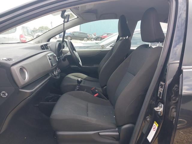 2012 TOYOTA YARIS TR V