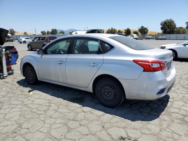 Sedans NISSAN SENTRA 2016 Srebrny