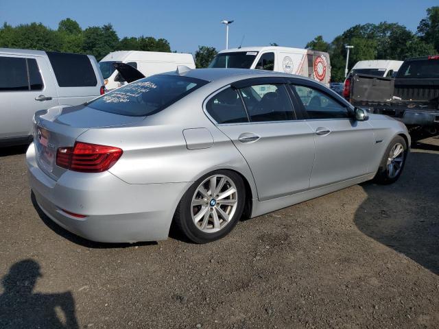 Sedans BMW 5 SERIES 2014 Srebrny